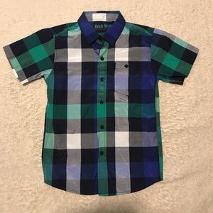 NWOT Boys Plaid Shirt (Size 7)